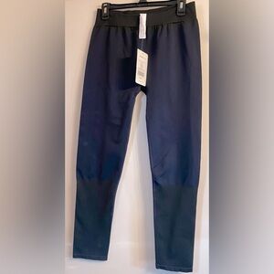 Fabletics Womens Seamless Leggings Abyss Navy Blue Black Mid Rise SZ XL. New